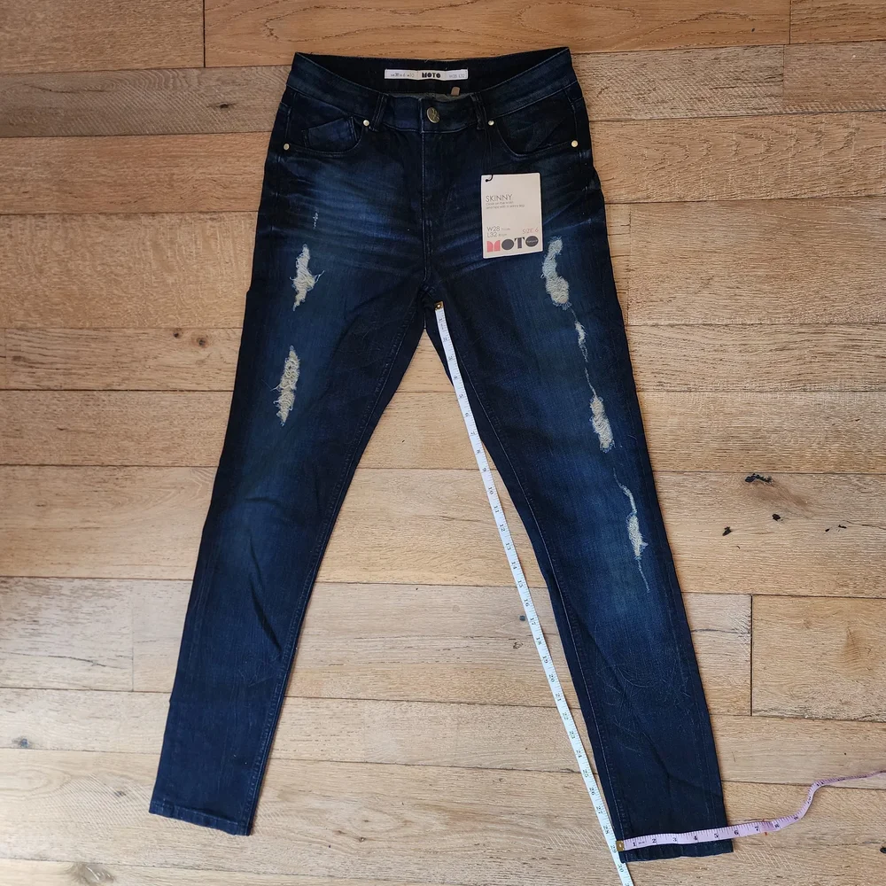 NWT Topshop Women's Moto Distressed Jeans Size 28 Skinny Hipster Indie Sleaze